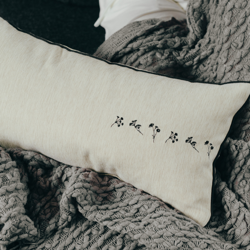 Picture of Juliette Decorative Pillow - Rectangle (50x25cm)